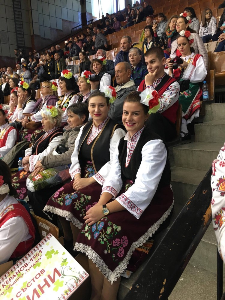 a4/a4bfcd2b023ea76fb9d9532b4e5eed6b.jpg