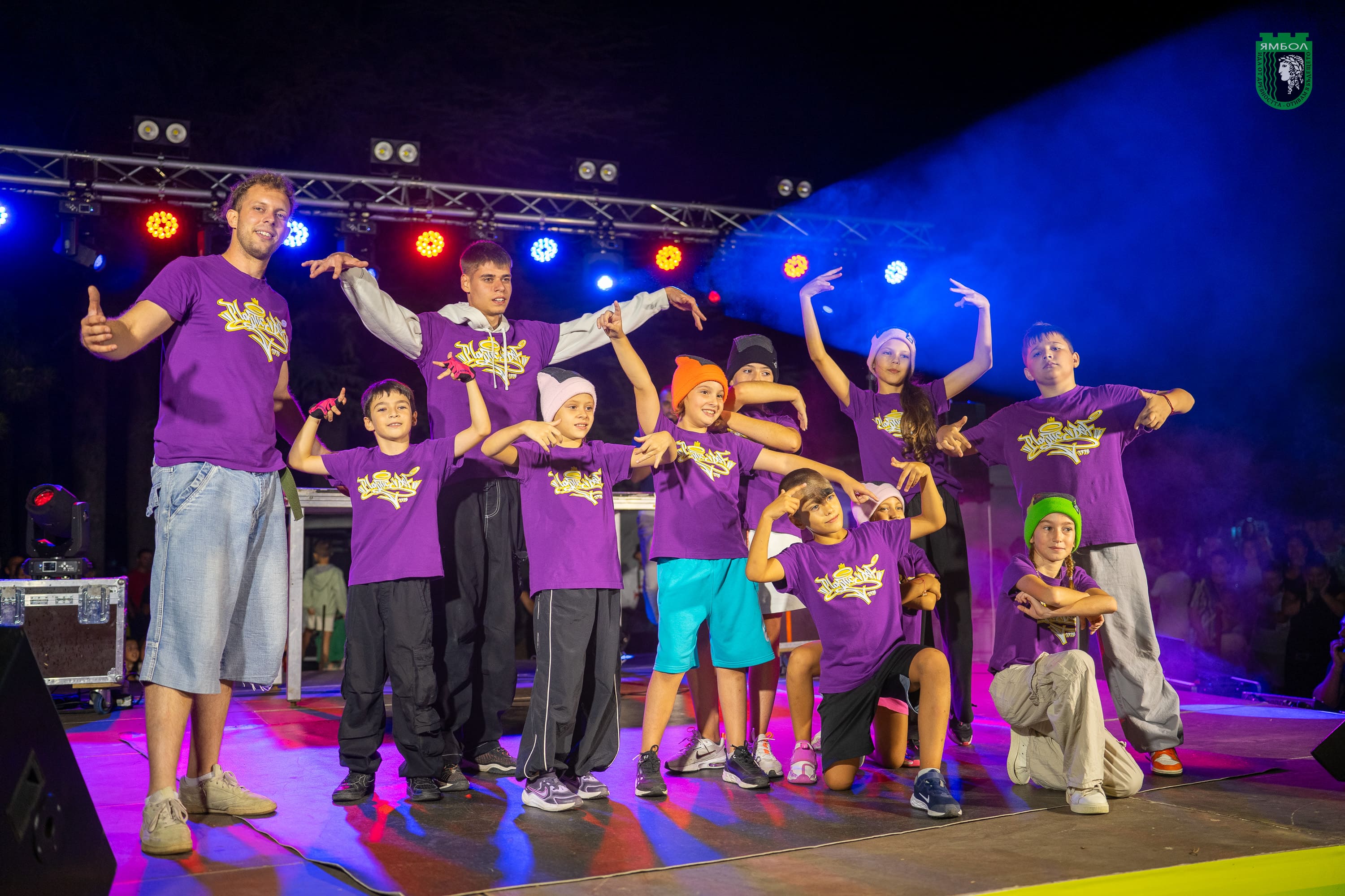 01.jpg
