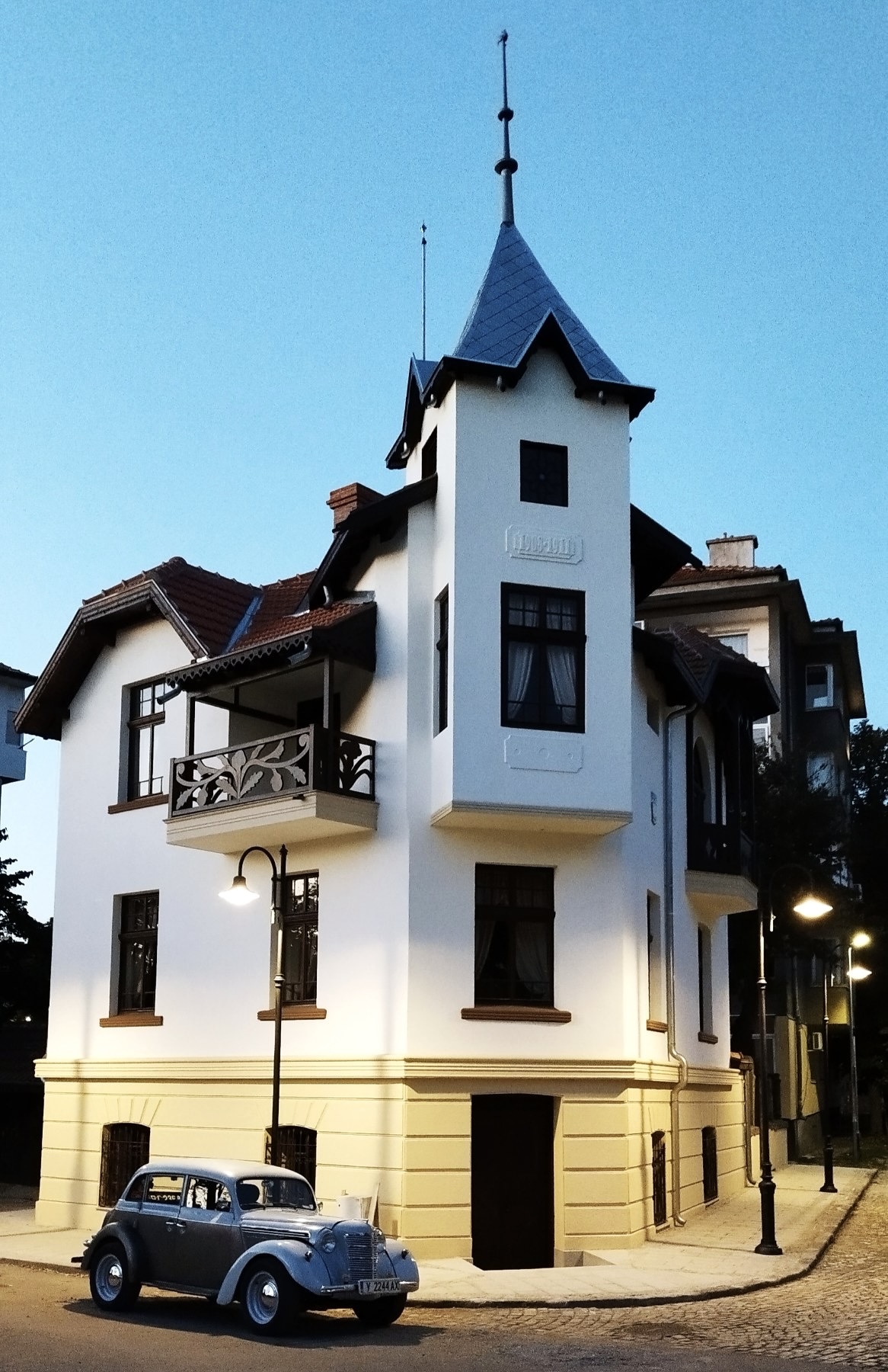 1-БРЪНЕКОВА.jpg